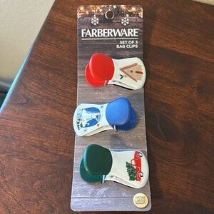 Farberware Set of 3 Holiday/Christmas Magnetic Bag Clips